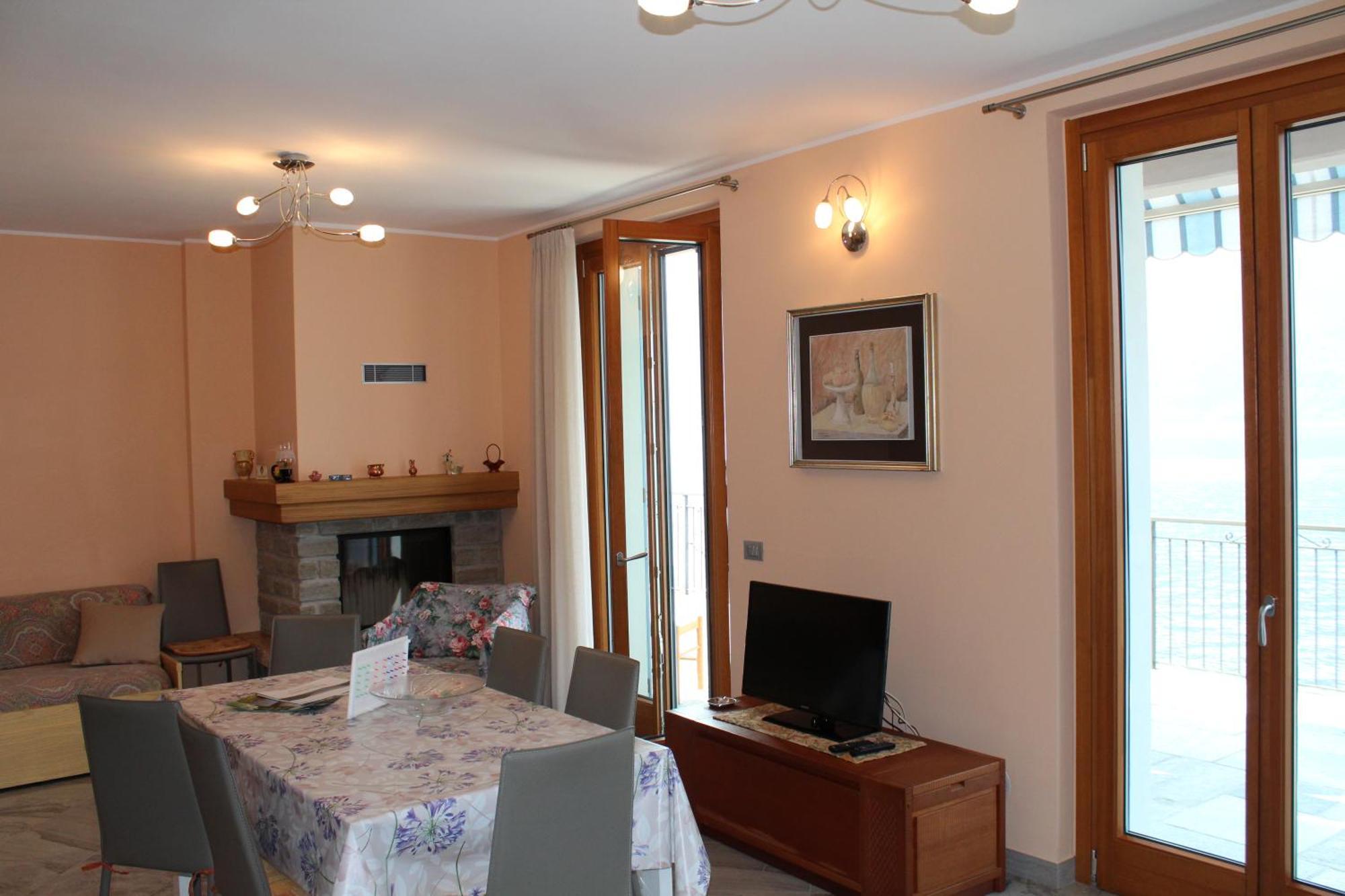 Appartamento Vista Lago - Mary Lezzeno Kültér fotó